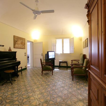 Novecento Hotell Trapani Eksteriør bilde